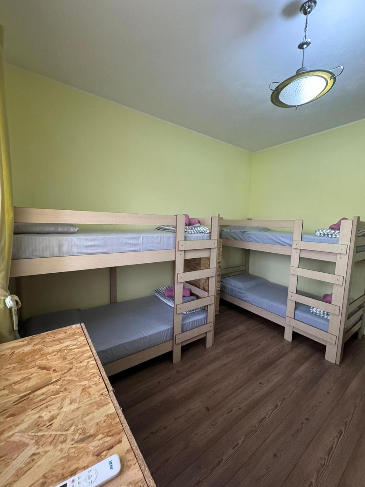 Blissful Hostel Shkoder Exterior photo